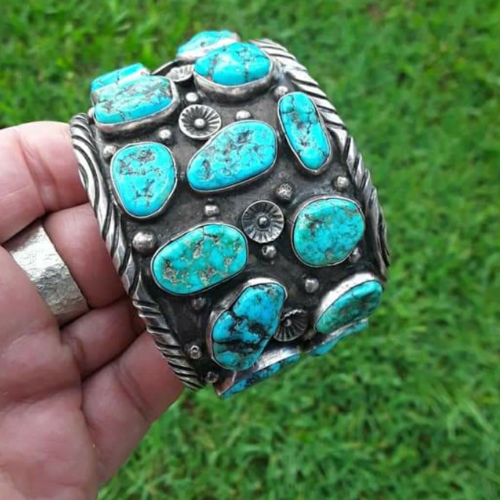 Vintage Navajo Sterling Turquoise Cuff
